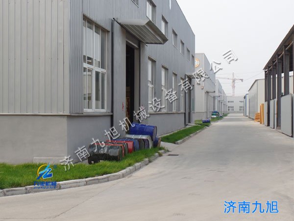工廠車間外部(圖1) 濟南九旭工廠車間大門
