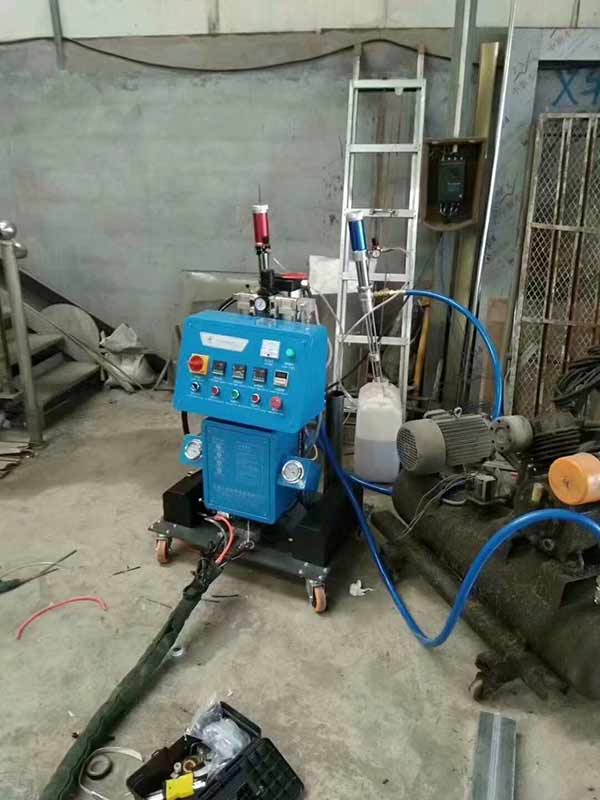 河南聚氨酯噴涂機(圖1) 河南聚氨酯噴涂機系列Q2600型