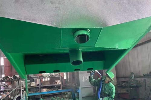 礦山設(shè)備耐磨聚脲涂料噴涂施工專用機(jī)器(圖2) 礦山設(shè)備耐磨聚脲涂料噴涂施工