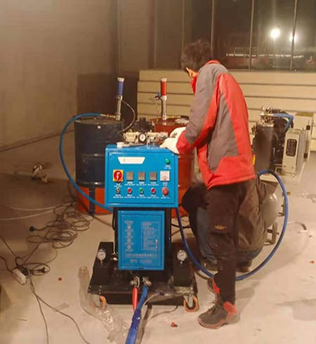 聚氨酯噴涂冷庫(kù)保溫(圖2) Q2600聚氨酯噴涂冷庫(kù)保溫噴涂機(jī)