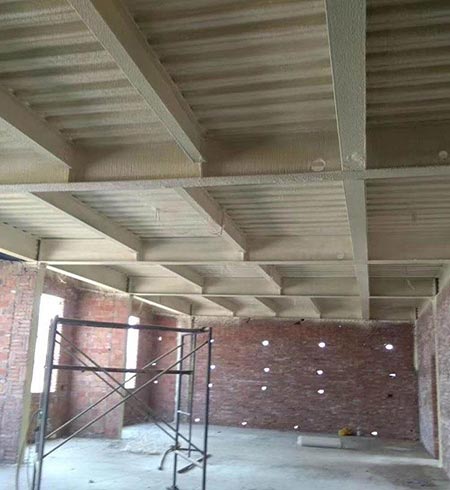 冷庫(kù)保溫聚氨酯噴涂機(jī)器施工案例